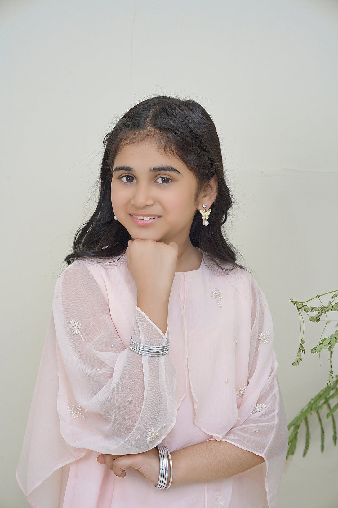 2-Piece Set Power Pink Embroidered Adda Sheep