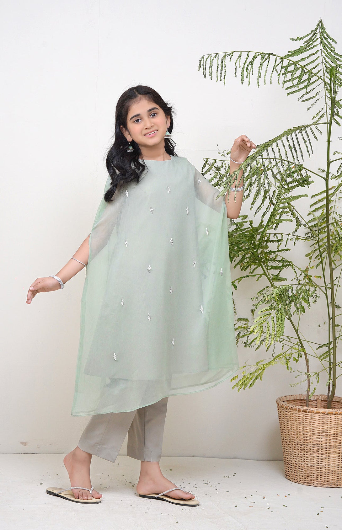 2-Piece Set DK-Mint HandEmbroidered Sheep