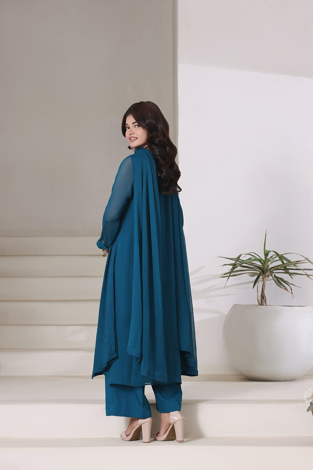 3-Piece Stitched Timeless Chambray Hand-Embroidered Sheep