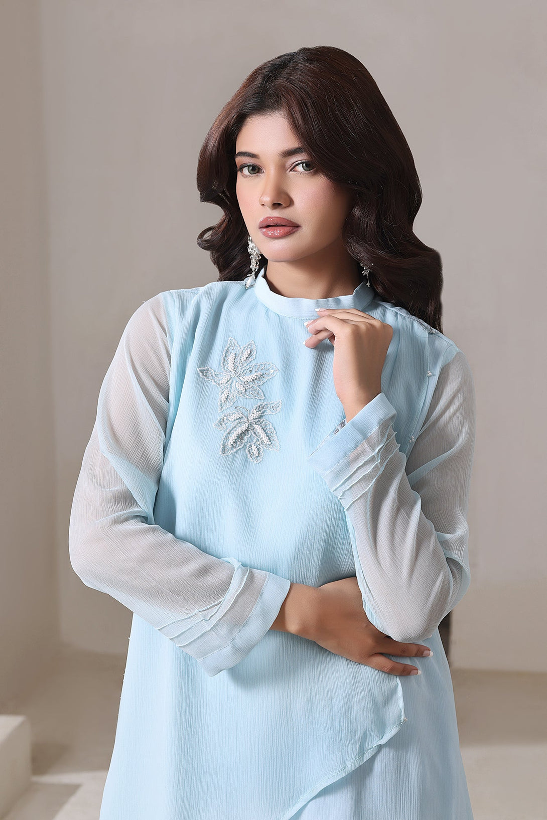 3-Piece Stitched Timeless Chambray Hand-Embroidered Sheep