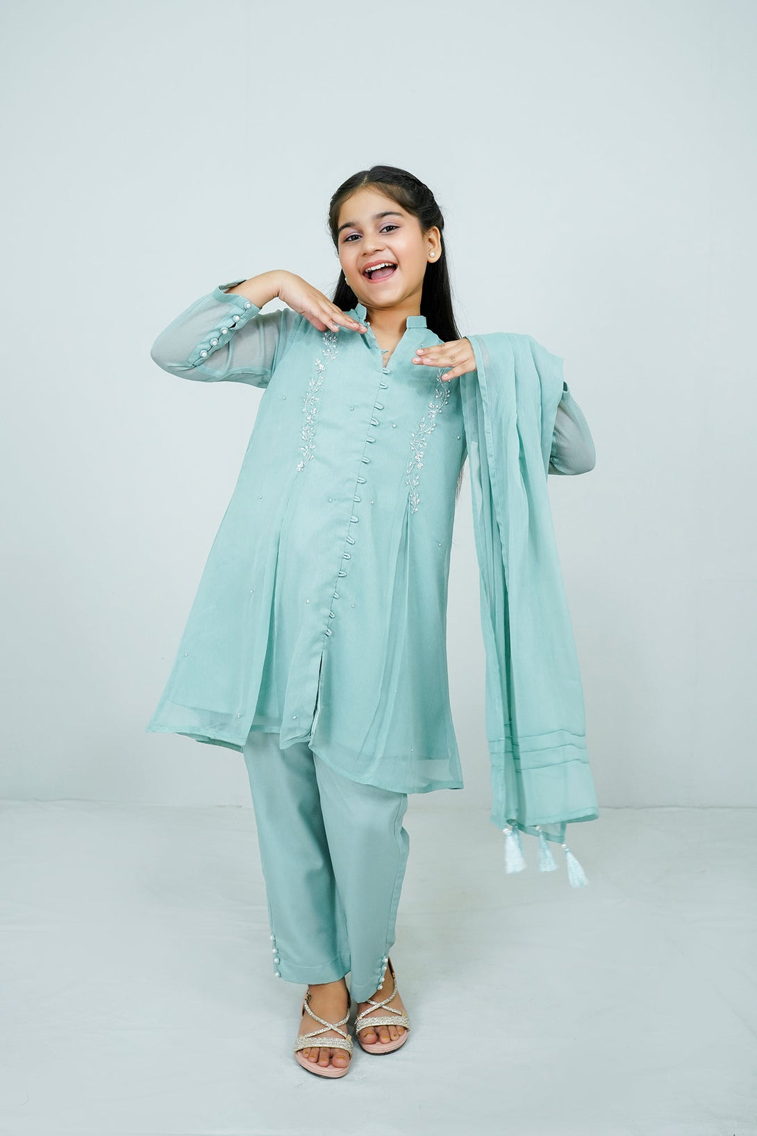 Ash Green Handwork (adda) 3-Piece Set Sheep