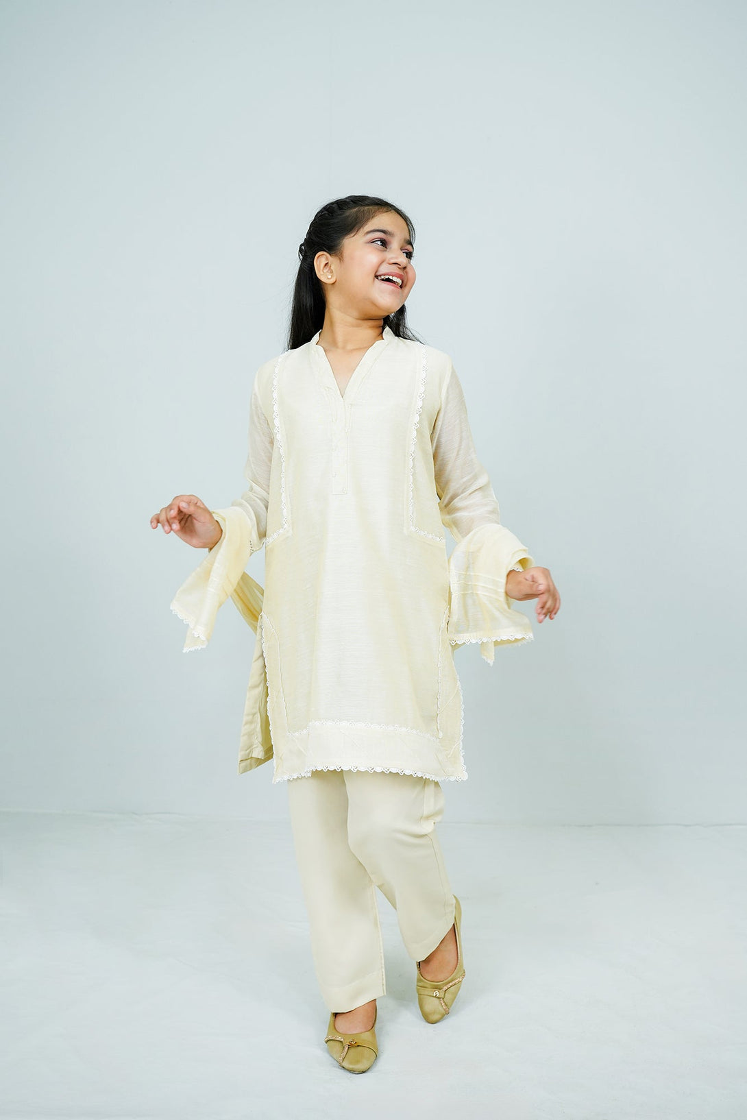 Beige Embroidered 3-Piece Set Sheep