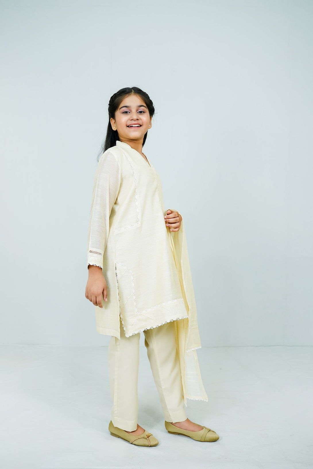 Beige Embroidered 3-Piece Set Sheep