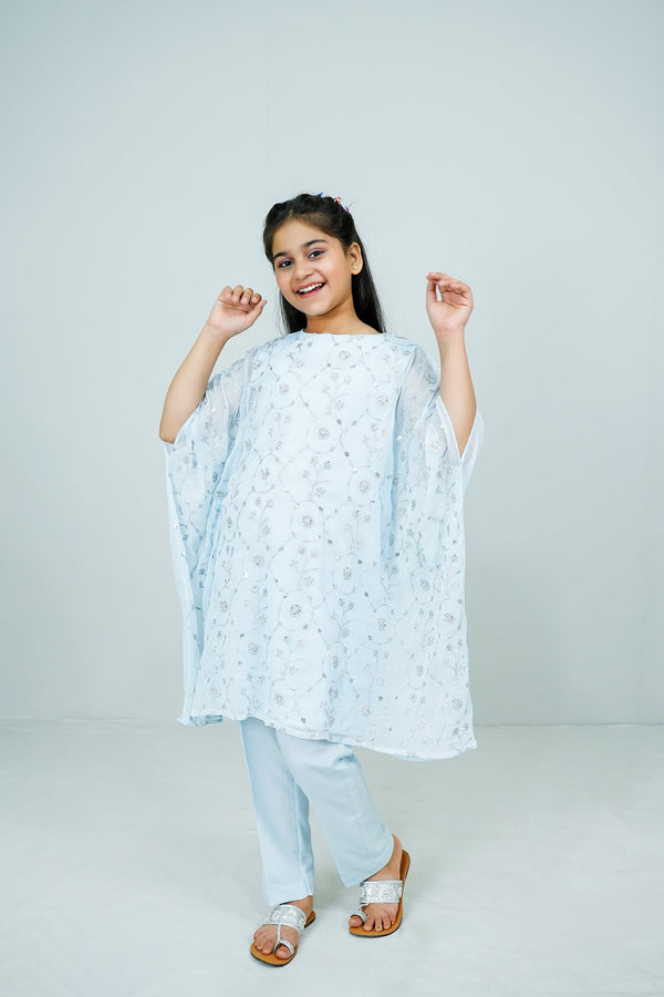 Chmabray Embroidered 2-Piece Set Sheep