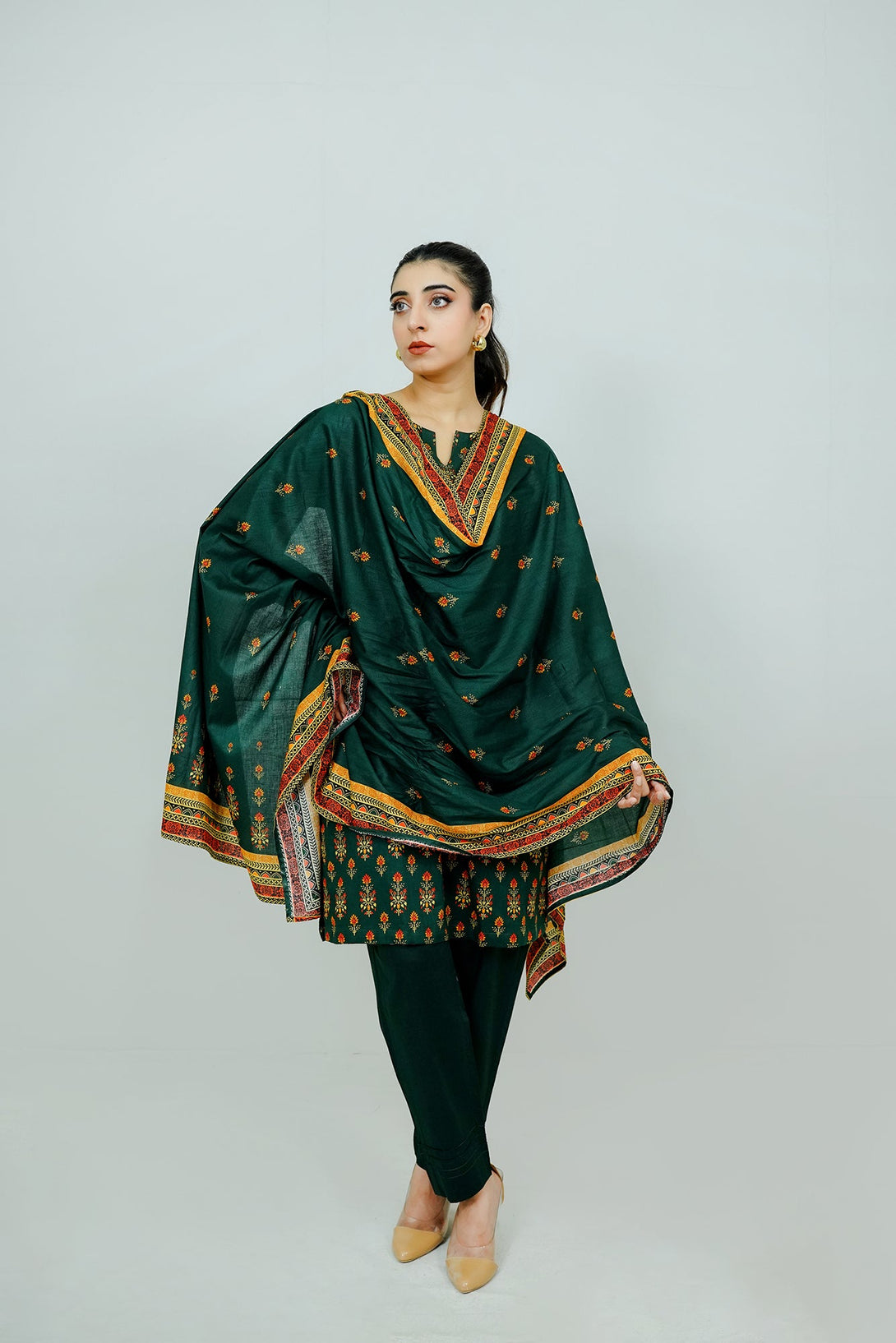 Kai Green  Embroidered  stitched 3-piece Sheep