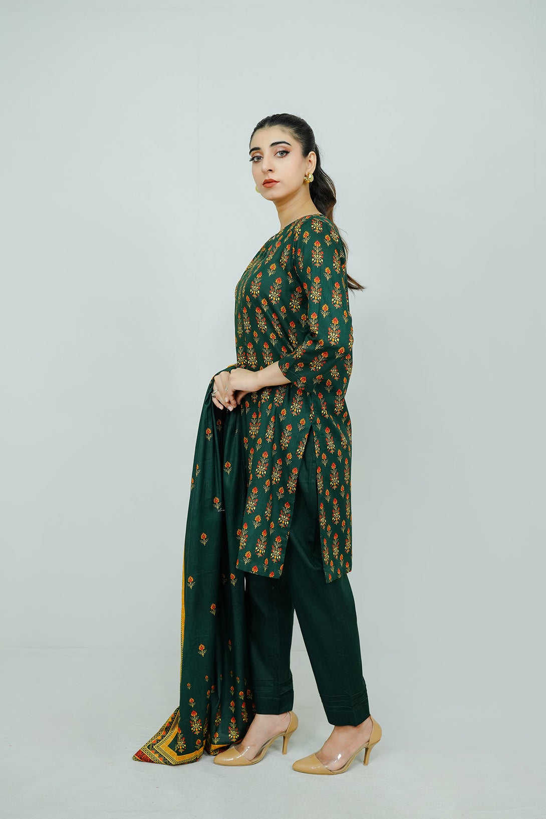 Kai Green  Embroidered  stitched 3-piece Sheep