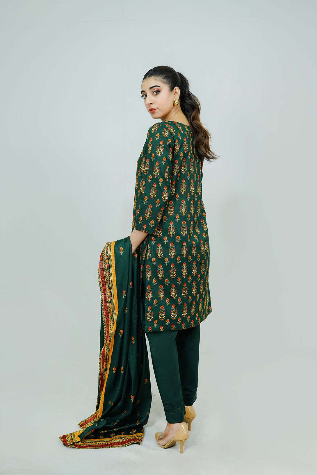 Kai Green  Embroidered  stitched 3-piece Sheep