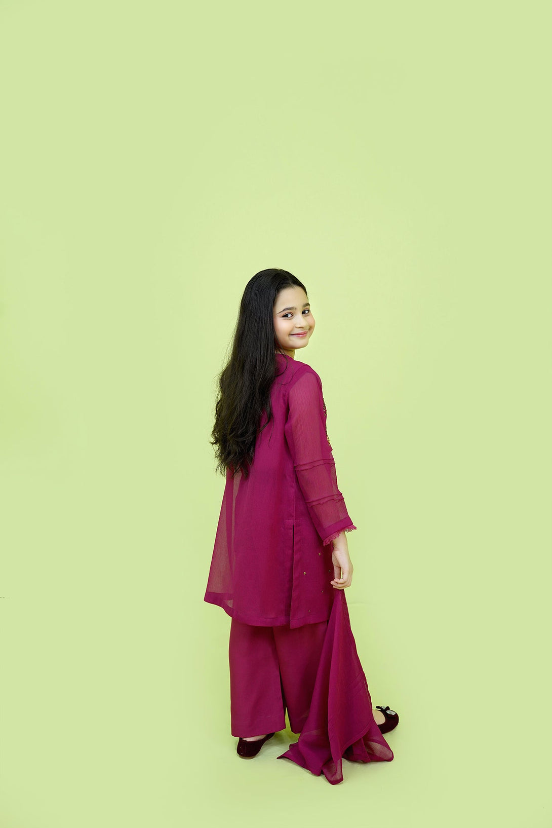 Fuchsia Embroidered 3-Piece Set Sheep
