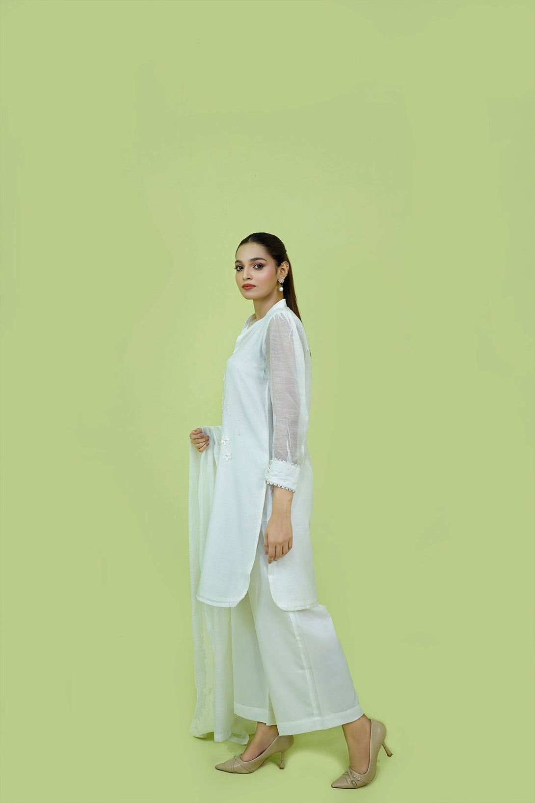 White Embroidered 3-Piece Set Sheep