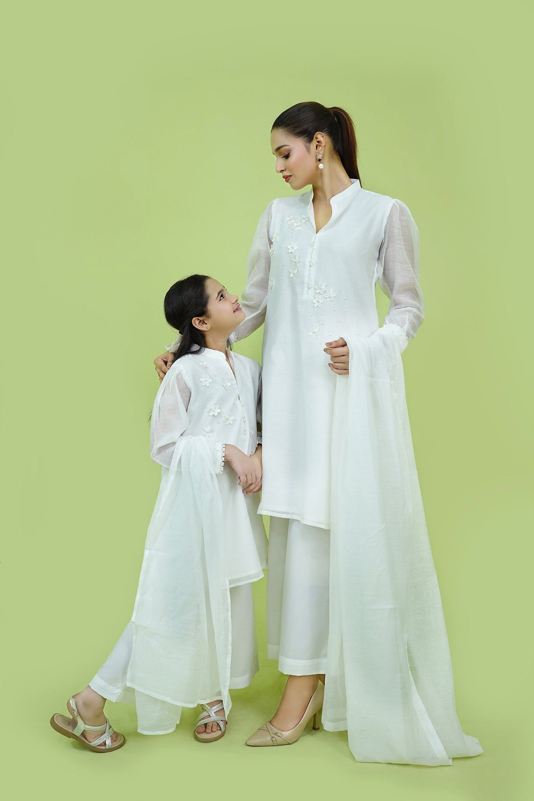 White Embroidered 3-Piece Set Sheep