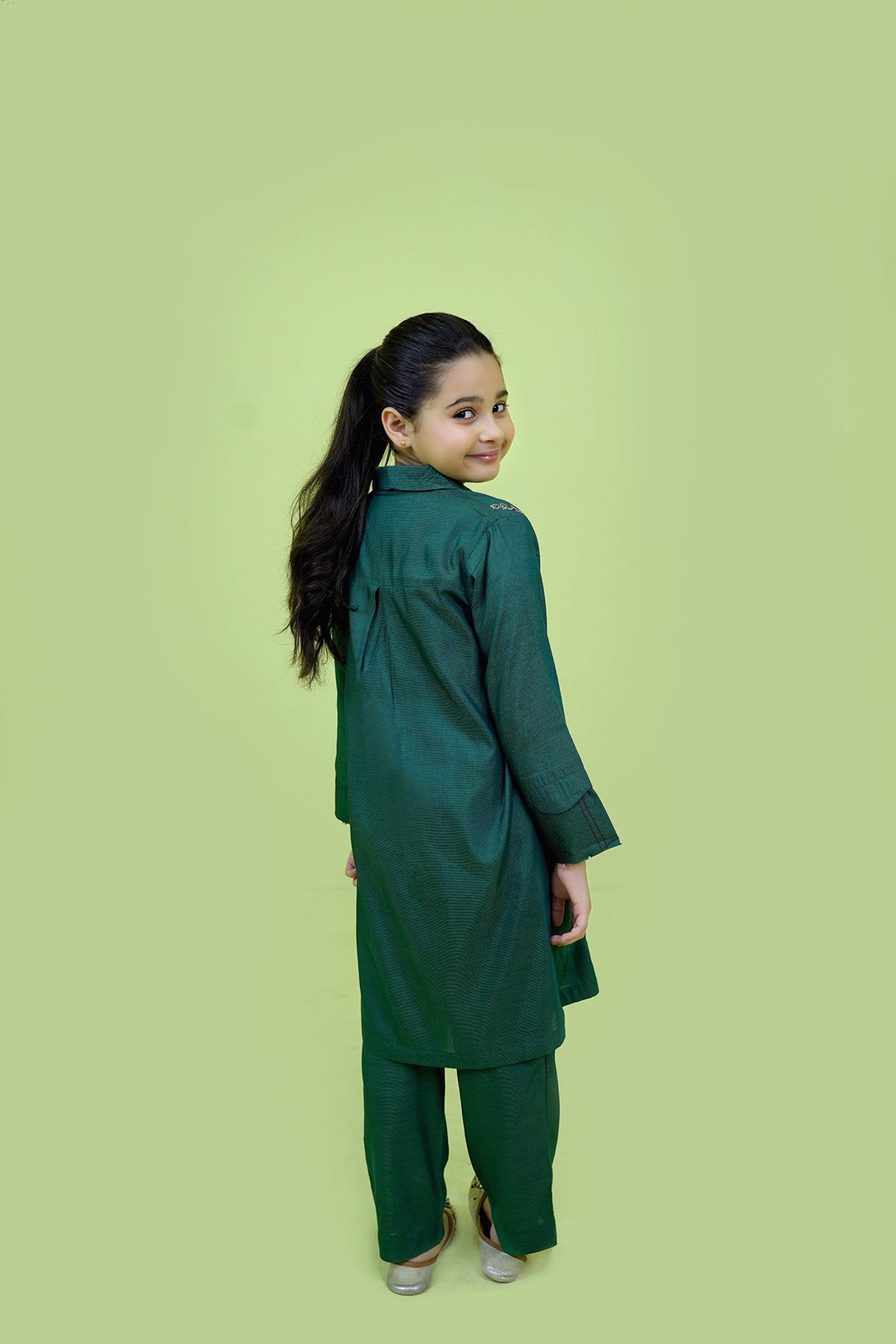 Green Embroidered 2-Piece Set Sheep