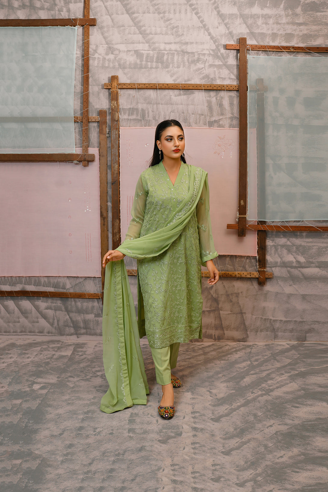 Classic Dhani Embroidered stitched 3-piece - Sheep