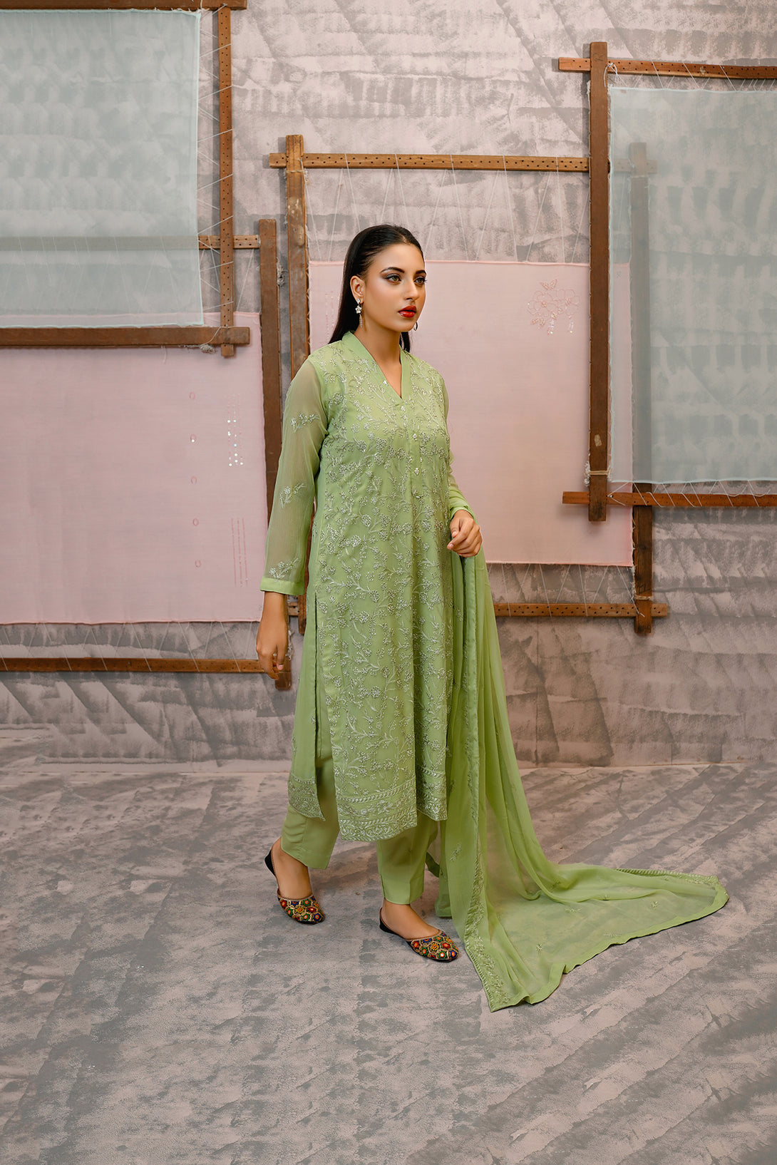 Classic Dhani Embroidered stitched 3-piece - Sheep