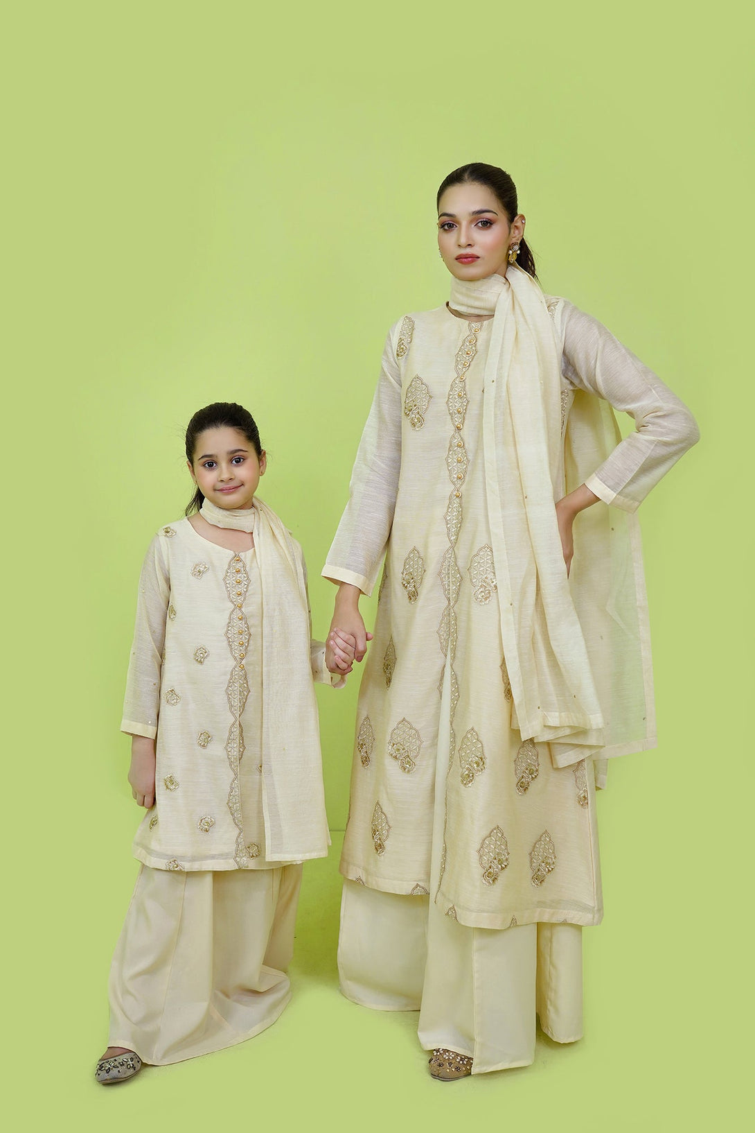Beige Embroidered 3-Piece Set Sheep