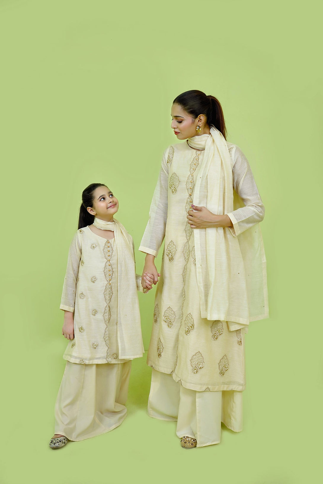 Beige Embroidered 3-Piece Set Sheep