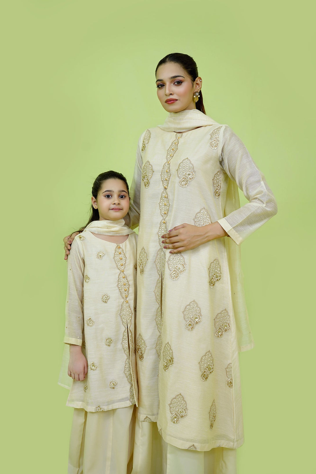 Beige Embroidered 3-Piece Set Sheep