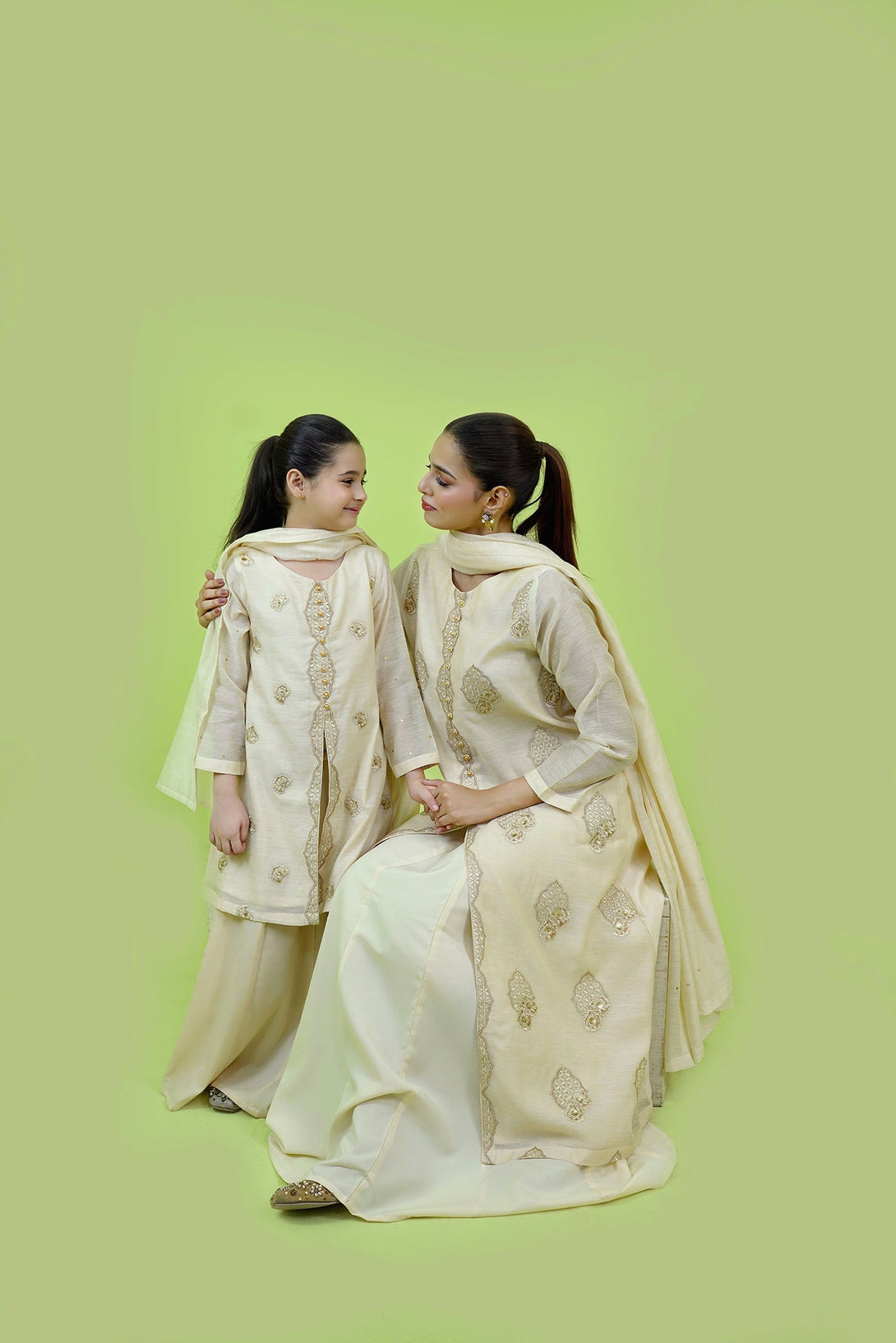 Beige Embroidered 3-Piece Set Sheep
