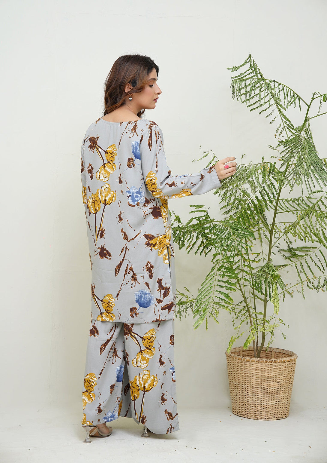 2-piece stitched Gray Sheep