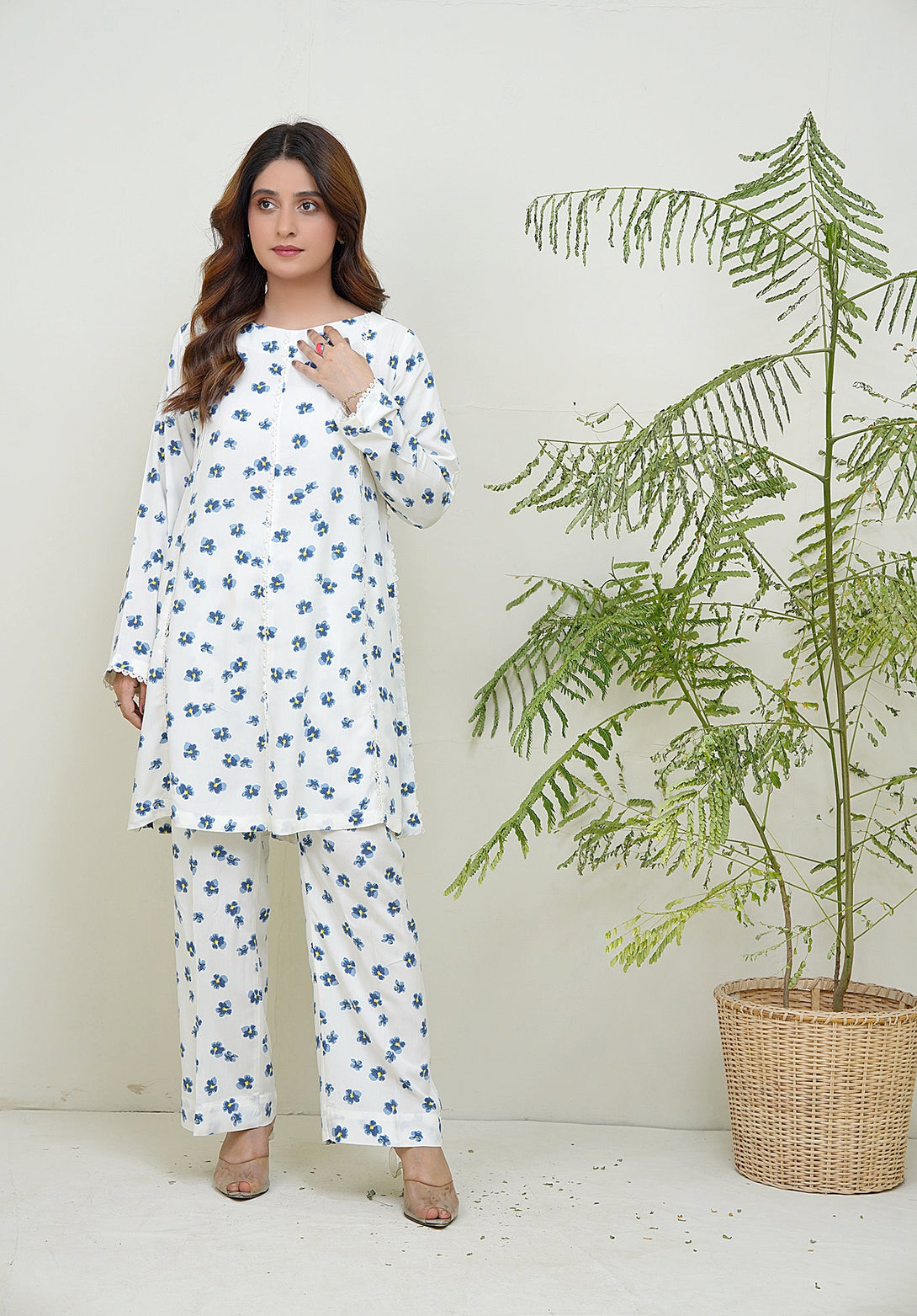 2-piece stitched White Sheep