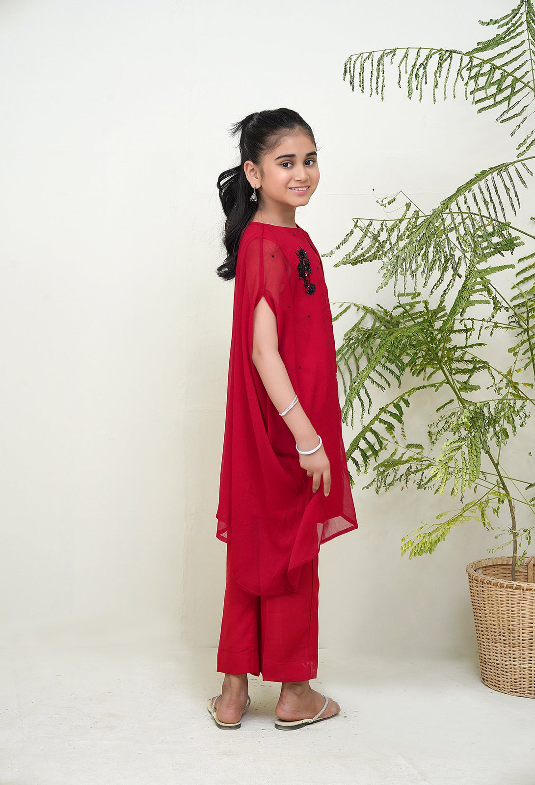 2-Piece Set RED hand-Embroidered Sheep