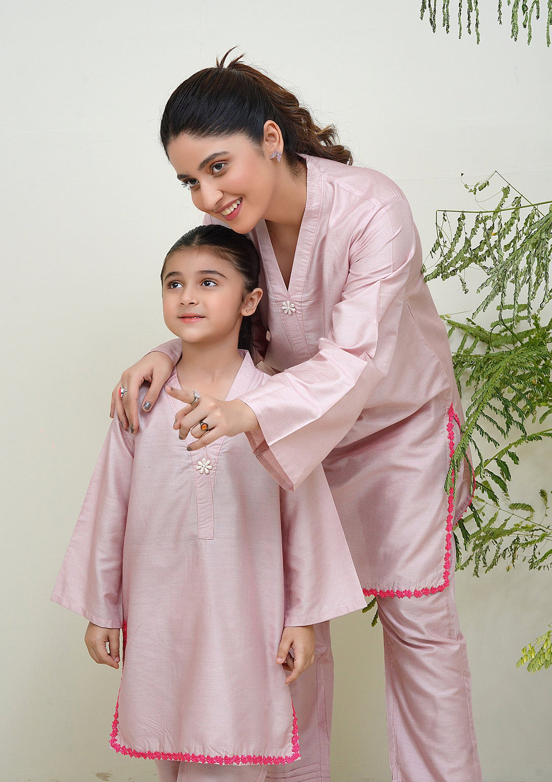 2-Piece Set Pink Embroidered Adda Sheep