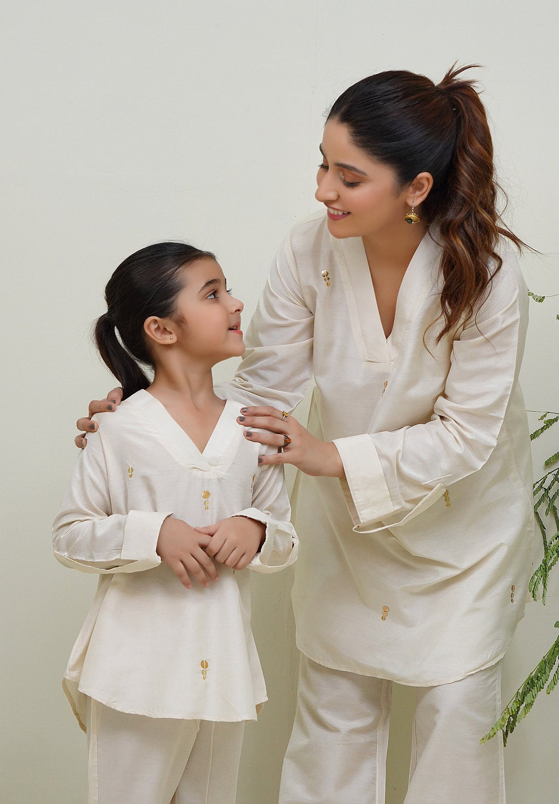 2-Piece Stitched Traditional Beige Hand-Embroidered Sheep