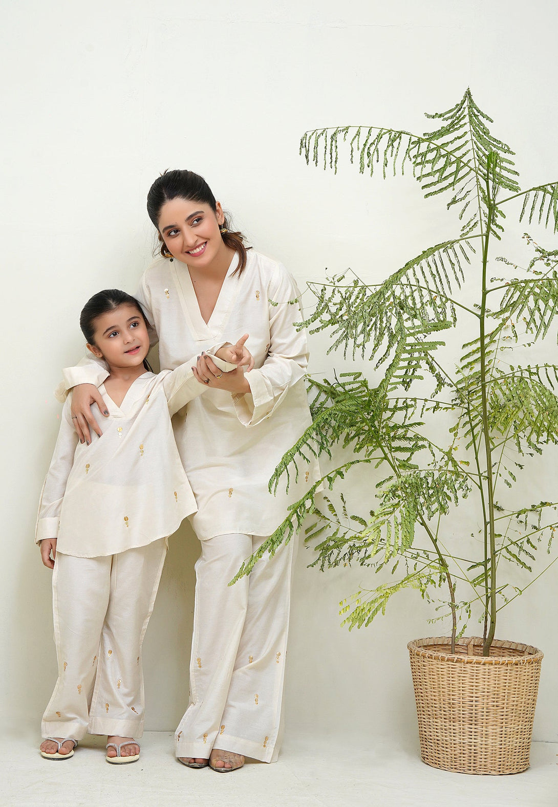 2-Piece Stitched Traditional Beige Hand-Embroidered Sheep