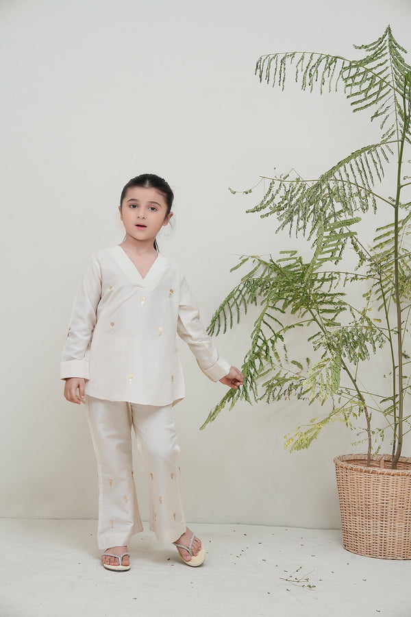 2-Piece Set Off White Embroidered Adda Sheep