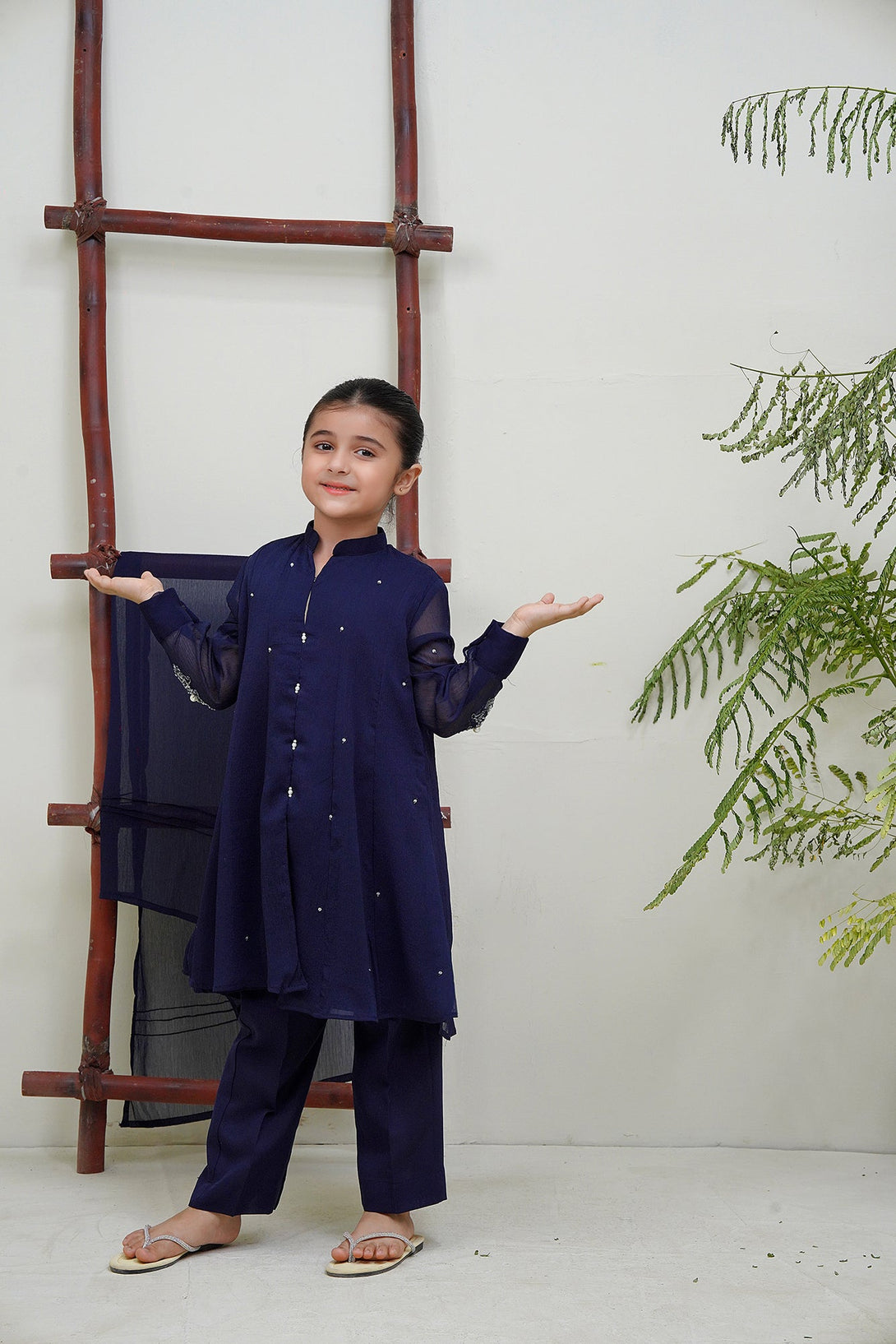 3-Piece Set Navy Blue hand-Embroidered Sheep