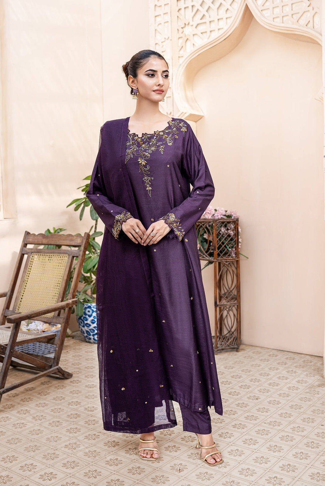Classic Plum Hand-Embroidered stitched 3-piece Sheep